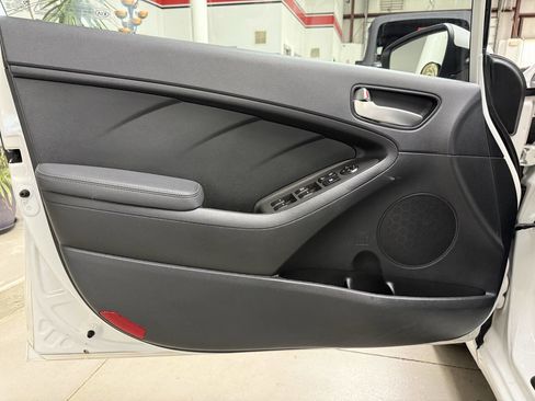 Used 2018 Kia Forte LX w/ LX Popular Package FWD image 10
