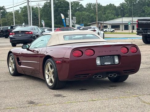 Used 2003 Chevrolet Corvette Convertible w/ Preferred Equipment Group1 RWD image 2