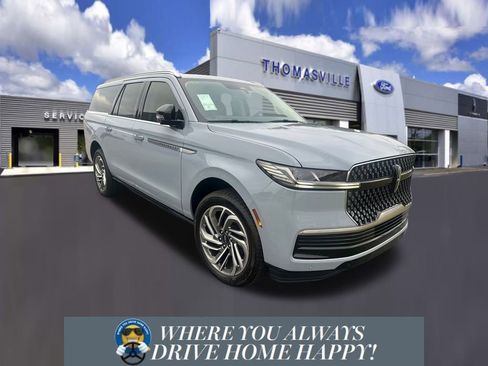 New 2025 Lincoln Navigator L Reserve image 1