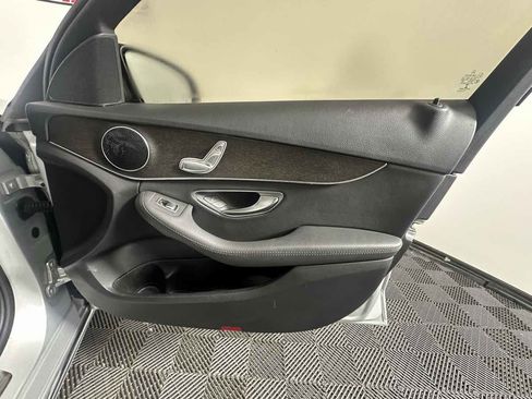 Used 2020 Mercedes-Benz C 300 Sedan image 16
