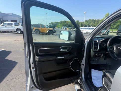 Used 2022 RAM 1500 Laramie AWD/4WD image 13