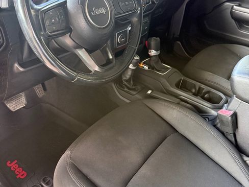 Used 2020 Jeep Wrangler Unlimited Sport S image 5