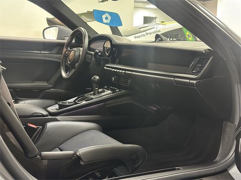 Used 2023 Porsche 911 GT3 RWD image 19