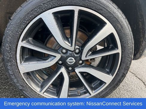 Used 2017 Nissan Rogue Sport SL w/ SL Premium Package image 9