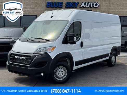Used 2024 RAM ProMaster 2500 w/ Convenience Group FWD image 1