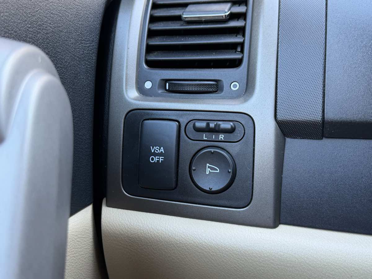 Used 2007 Honda CR-V EX-L image 19
