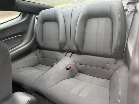 Used 2018 Ford Mustang Coupe w/ Equipment Group 101A RWD image 9