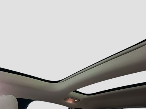 Certified 2023 Mercedes-Benz GLA 250 4MATIC image 27