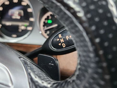 Used 2013 Mercedes-Benz E 350 E 350 4MATIC Wagon 4D image 32