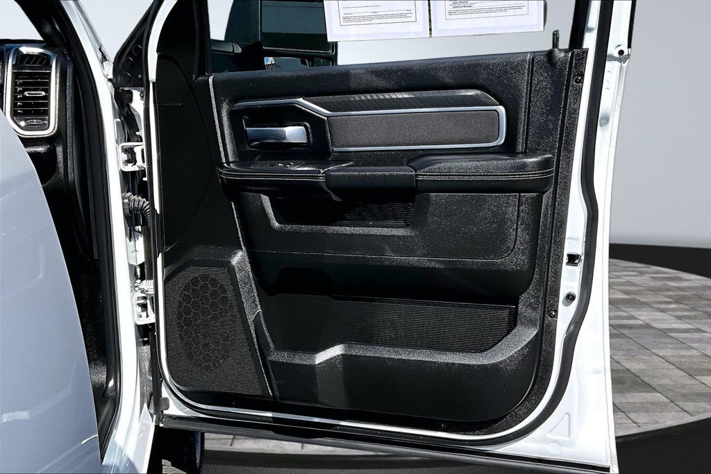 Certified 2026 RAM 2500 Big Horn AWD/4WD image 15