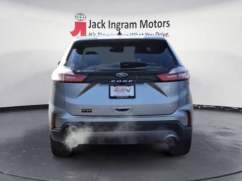 Used 2022 Ford Edge Titanium w/ Equipment Group 301A AWD/4WD image 4