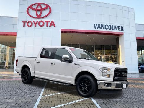 Used 2017 Ford F150 Lariat RWD image 1