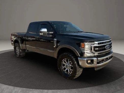 Used 2021 Ford F250 Lariat w/ Lariat Value Package AWD/4WD image 3