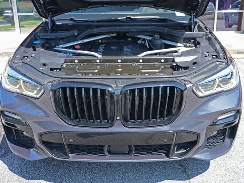 Used 2020 BMW X5 xDrive40i w/ M Sport Package AWD/4WD image 6