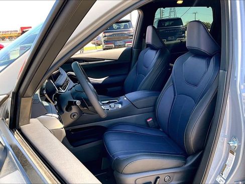 New 2026 INFINITI QX60 Sport AWD/4WD image 12