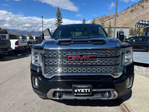 Used 2020 GMC Sierra 2500 Denali w/ Denali Ultimate Package image 16