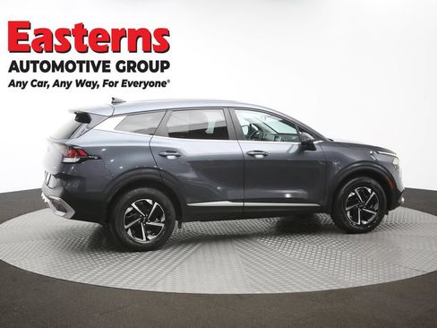 Used 2023 Kia Sportage LX AWD/4WD image 44