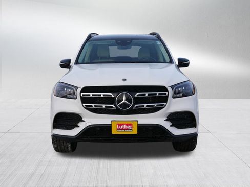 Used 2022 Mercedes-Benz GLS 450 4MATIC image 2