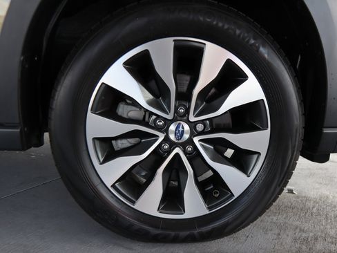 Used 2023 Subaru Outback Limited image 16