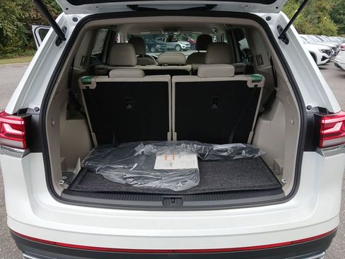 New 2026 Volkswagen Atlas SE image 21