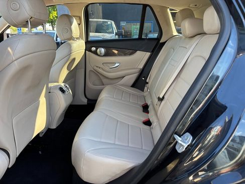 Used 2016 Mercedes-Benz GLC 300 image 7