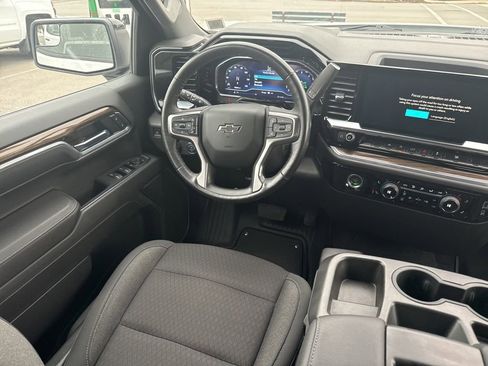 Used 2022 Chevrolet Silverado 1500 RST w/ Redline Edition image 11