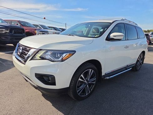 Used 2018 Nissan Pathfinder Platinum w/ Cargo Package image 2