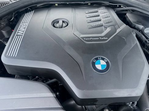 Used 2023 BMW 330i Sedan w/ Premium Package RWD image 34
