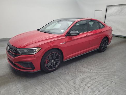 Used 2019 Volkswagen Jetta GLI image 2