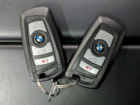 Used 2015 BMW 535d Sedan image 38