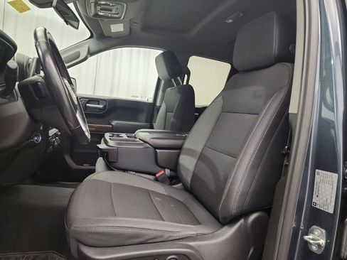 Used 2019 GMC Sierra 1500 SLE w/ SLE Value Package image 17