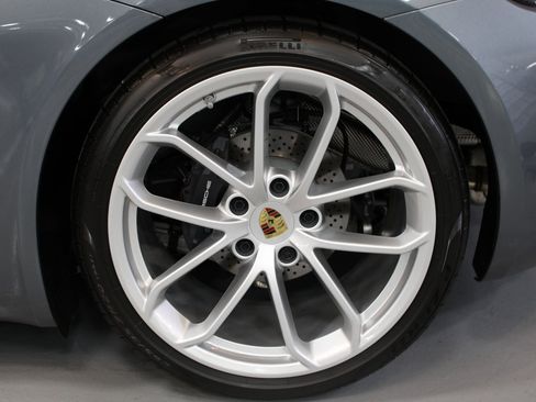 New 2025 Porsche 718 Cayman image 12