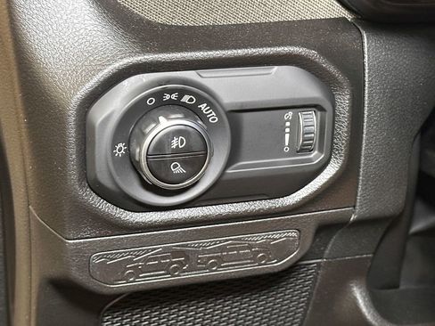 New 2026 Jeep Gladiator Sport image 20