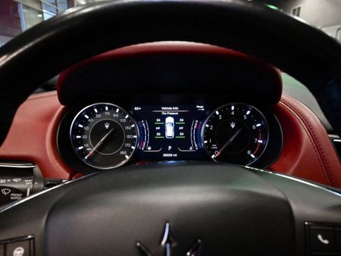 Used 2022 Maserati Levante Modena image 34