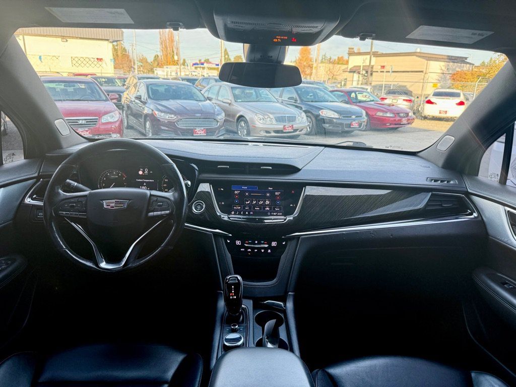 Used 2020 Cadillac XT6 Premium Luxury FWD image 10