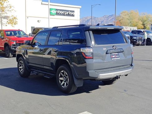Used 2024 Toyota 4Runner TRD Off-Road Premium image 5