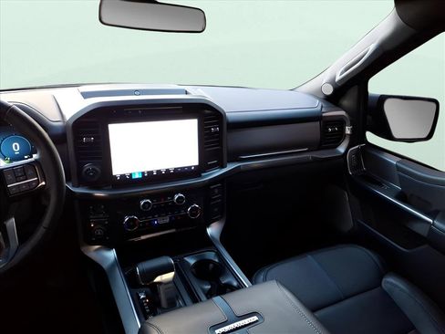 Used 2025 Ford F150 Platinum w/ FX4 Off-Road Package image 9