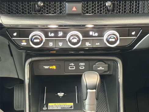 Used 2025 Honda CR-V EX-L image 17