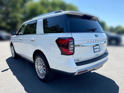 Used 2024 Ford Expedition Limited AWD/4WD image 6