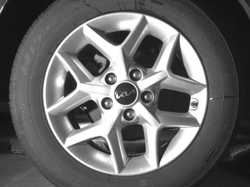 Used 2025 Kia Soul LX w/ LX Technology Package image 15