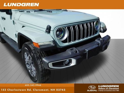 Used 2024 Jeep Wrangler Sahara image 37