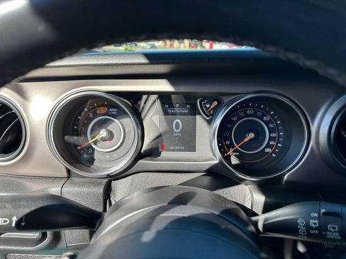 Used 2020 Jeep Wrangler Unlimited Sport S image 10