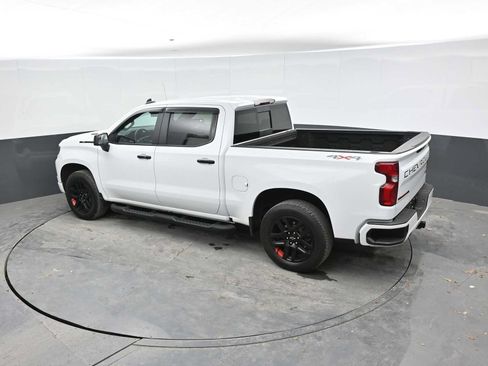 Used 2023 Chevrolet Silverado 1500 RST w/ Redline Edition AWD/4WD image 11