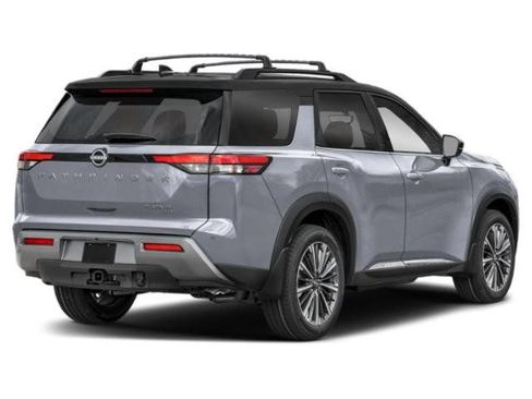 New 2026 Nissan Pathfinder Platinum FWD image 2