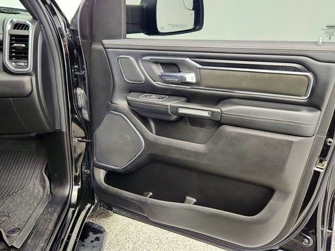 Used 2024 RAM 1500 Laramie AWD/4WD image 26