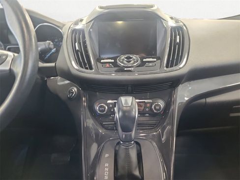 Used 2016 Ford Escape Titanium image 11