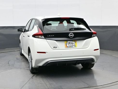 Used 2023 Nissan Leaf S image 6
