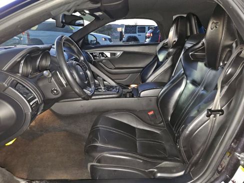 Used 2016 Jaguar F-TYPE R image 5