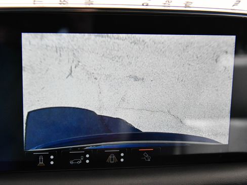 Used 2023 Chevrolet Tahoe Premier w/ Advanced Technology Package RWD image 27