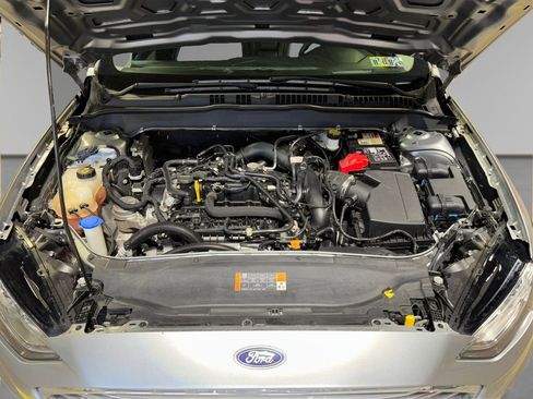 Used 2020 Ford Fusion SE w/ Equipment Group 151A image 15